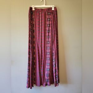 Skirt with 2 high slits